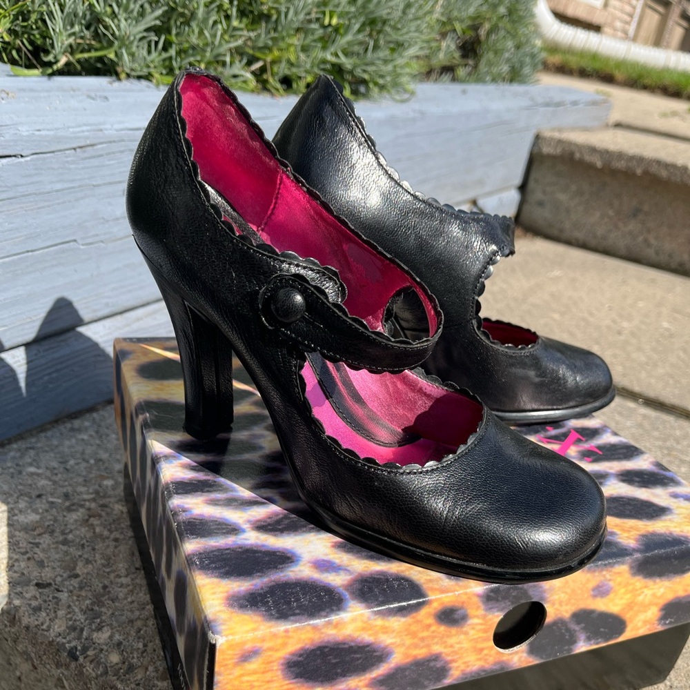 XOXO Black Mary Jane Heels with Pink Interior